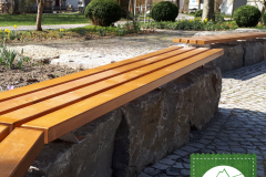 neue Sitzbänke im Musikpavillion
